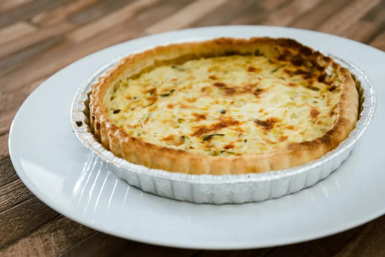 Torta Salgada de Alho Poró e Ervas Finas
